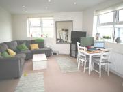 Durnsford Road, London SW19, 2 bed flat to rent, £1,900...