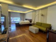 DYU FOR SALE: 6 Bedroom House in White Plains, Quezon City
