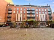 E7 Apartment Central Park, 33 Alfred Street