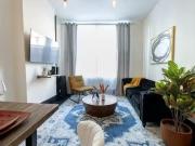 E 10th St, New York City, NY