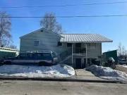E 15th Ave