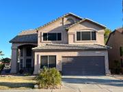 E Redwood Ln