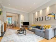 Earls Court Square, Earls Court, 2 Bedroom Apartment