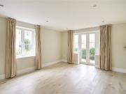 Earls House, 10 Strand Drive, TW9 Earls House, 10 Strand Drive, TW9