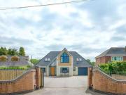 Earlswood Common, Earlswood, 5 Bedroom Detached