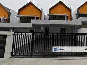 East 57 Residensi Laman Timur
