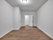 East Charlotte Room – All Bills Included, Close to...