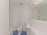 East End 2 bedroom apartment! Great location!