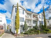 East Melbourne charm