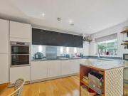 East Street, London, 2 Bedroom Flat