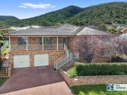 EAST TAMWORTH Be Quick! Spacious 4 or 5 Bedroom Family Home
