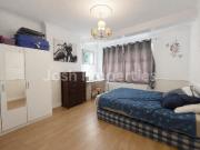 Eastern Avenue, Ilford IG2, 3 bed end terrace house to...