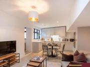 Easthampstead Road, Wokingham, 3 Bedroom Flat