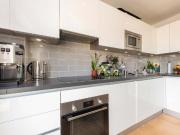 Eastway, London, E9 1 bed apartment to rent £2,300 pcm...