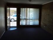 Easy care 2 bedroom unit