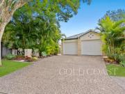 Easy Care, Light Filled Home Ideal for Families or...