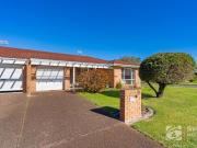 Easy Care Living in a Convenient Forster Locale