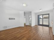 Easy Care Low Maintenance Unit in Erskine!