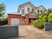 Easy care townhouse, walking distance to Ballarat CBD