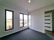 Easy life in low maintenance house