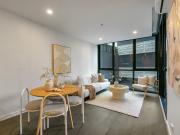 Easy Living Heart of Ivanhoe