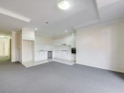 Easy Living in the Heart of Glenmore Ridge