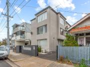 Easy Living, Prime Location