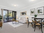 Easy Modern Living Close to the Beach