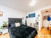 Easy Studio Living in Central Coburg!