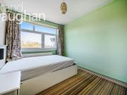 Eaton Gardens, Hove, East Sussex BN3, 3 bedroom flat to...
