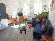 eau T2 lumineux de 60 m2 au coeur du Panier ? Alliant...