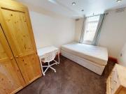 Ebor Mount, Hyde Park, Leeds LS6, 2 bed flat to rent,...