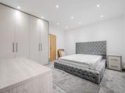 Eccles New Road, Salford, Lancashire M5, 2 bedroom flat...