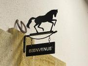 Ecurie privée haut de gamme de 1250 m2 680 m2 hab sur...