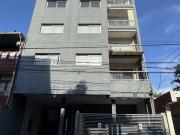 Ed. Jujuy 625 Depto de 3 Habitaciones con cochera