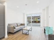 Eddington Avenue, Cambridge CB3, 1 bed flat to rent,...