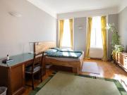 EDEL EINGERICHTETE 3 ZIMMER WOHNUNG NAHE AUMANNPLATZ