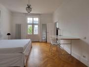 Edel und elgant + MÖBLIERT IN ALTBAUVILLA FRANKFURT...