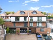 Eden Avenue, Chigwell, Essex IG7, 3 bed flat to rent,...