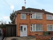 Edenhurst Avenue, Braunstone Town 3 bed semi detached house.