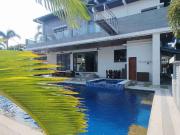 Edge of Elegance! Villa Soma