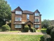 Edgware, London, Studio Apartment For