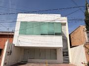 Edificio a unos pasos de Ave Universidad