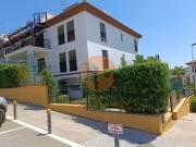 Edificio bloque de 8 apartamentos alojamiento local con...