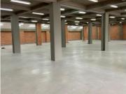 EDIFICIO BODEGA DE 3.565 M2 EN ARRIENDO, SECTOR PUENTE...