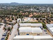 Edifício Comercial Composto por 4 Frações Autónomas e...