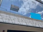 EDIFICIO COMERCIAL EN ALQUILER UMACOLLO