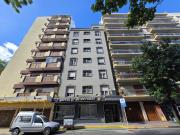 Edificio Comercial en Barrio 2 De Abril