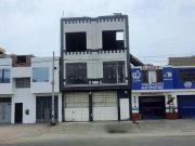 Edificio Comercial en plena panamericana Norte