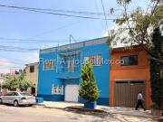Edificio Comercial en Venta en Calle Caruso, Vallejo RU...